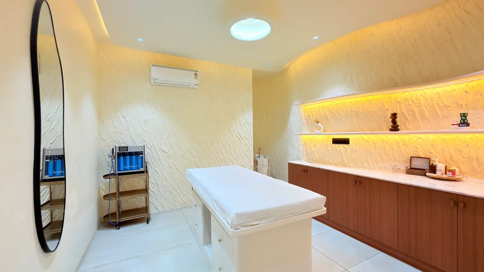 Layers Clinics spacious interior corridor